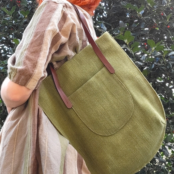 GAP Handbags - Green GAP Tote Bag